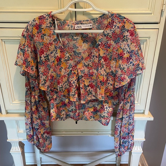 Zara Tops Zara Floral Blouse Poshmark